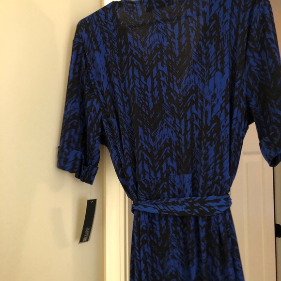 Apt 9 top blue and black NWT - Picture 5 of 5